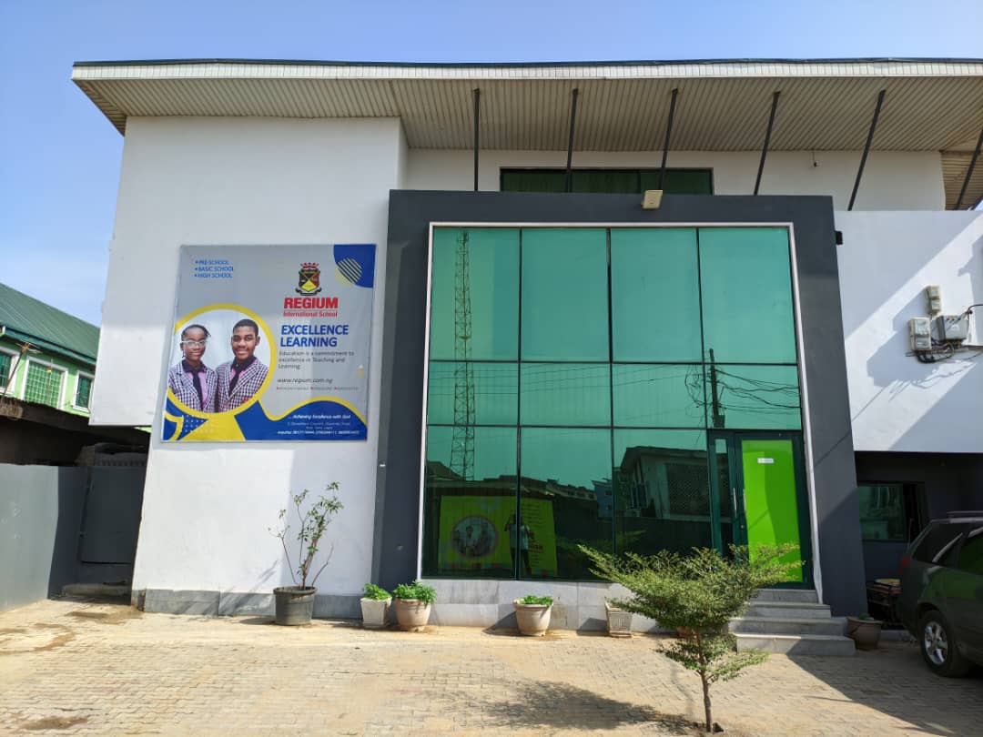Regium International School campus building